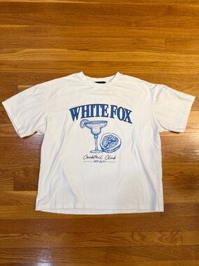 White Fox Cocktail Club Oversized White T-Shirt Blue Graphic - Size XS/S